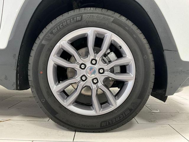 Photo of 2024 Summit White GMC Terrain