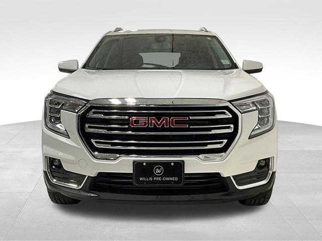Photo of 2024 Summit White GMC Terrain