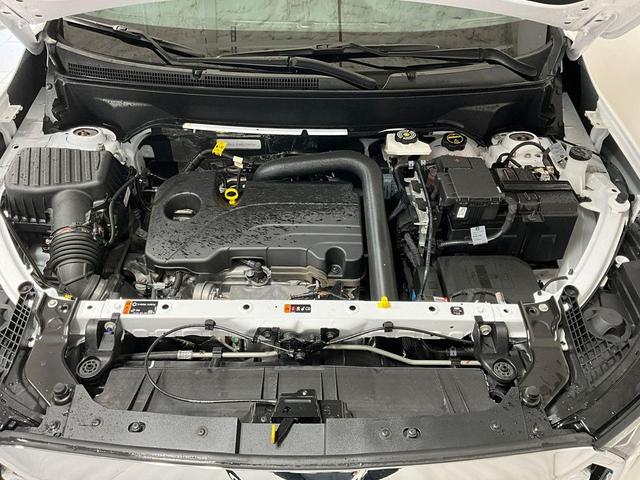 Photo of 2024 Summit White GMC Terrain