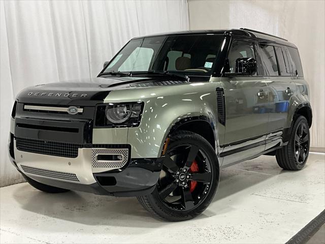 Photo of 2025 Pangea Green Metallic Land Rover Defender