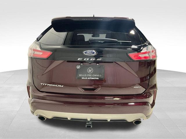 Photo of 2021 Burgundy Velvet Metallic Tinted Clearcoat Ford Edge