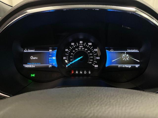 Photo of 2021 Burgundy Velvet Metallic Tinted Clearcoat Ford Edge