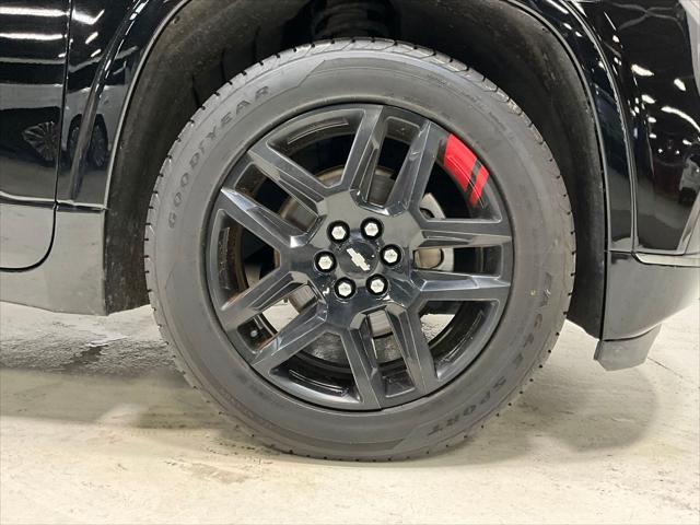 Photo of 2020 Mosaic Black Metallic Chevrolet Traverse