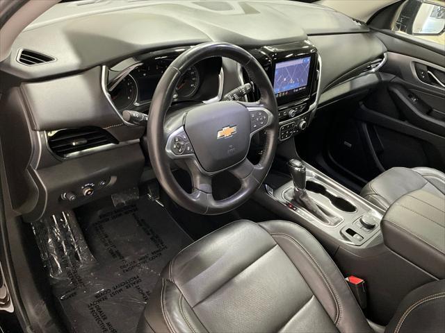 Photo of 2020 Mosaic Black Metallic Chevrolet Traverse