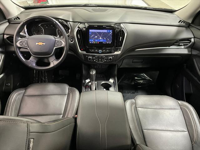 Photo of 2020 Mosaic Black Metallic Chevrolet Traverse