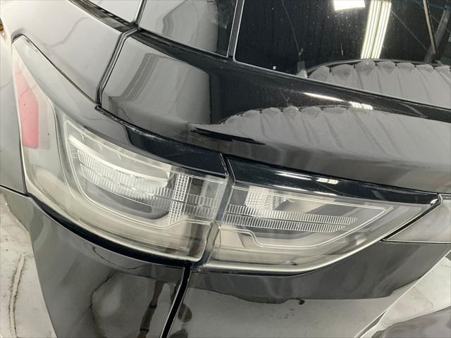 Photo of 2020 Mosaic Black Metallic Chevrolet Traverse
