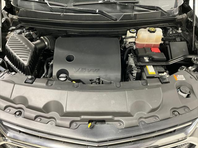 Photo of 2020 Mosaic Black Metallic Chevrolet Traverse