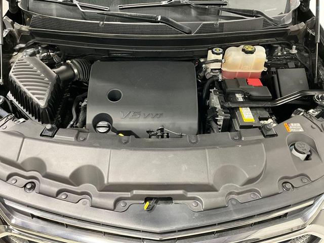 Photo of 2020 Mosaic Black Metallic Chevrolet Traverse