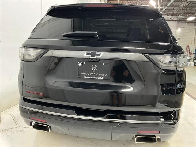 Photo of 2020 Mosaic Black Metallic Chevrolet Traverse