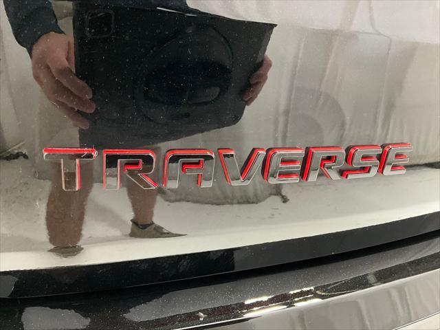 Photo of 2020 Mosaic Black Metallic Chevrolet Traverse
