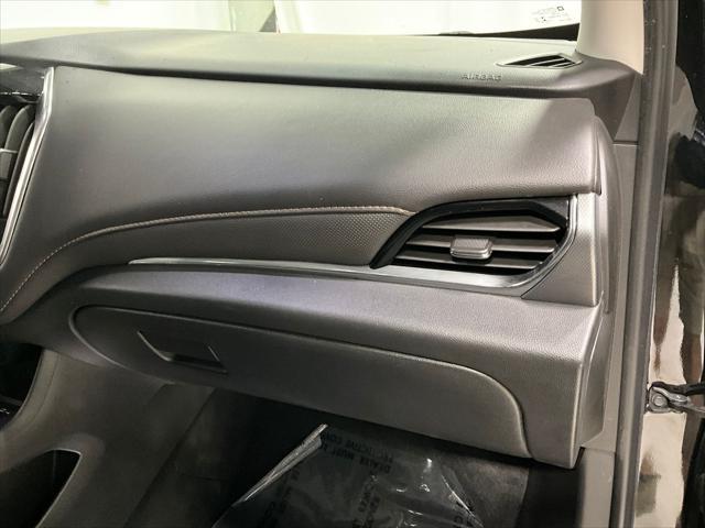 Photo of 2020 Mosaic Black Metallic Chevrolet Traverse