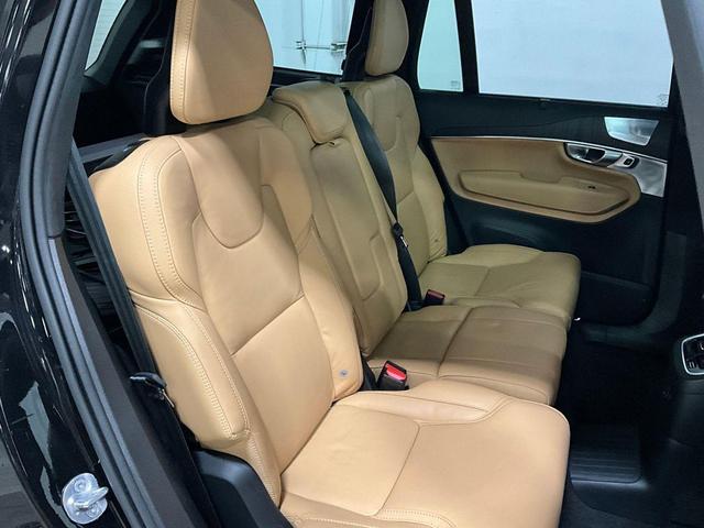 Photo of 2024 Onyx Black Metallic Volvo XC90 Recharge Plug-In Hybrid