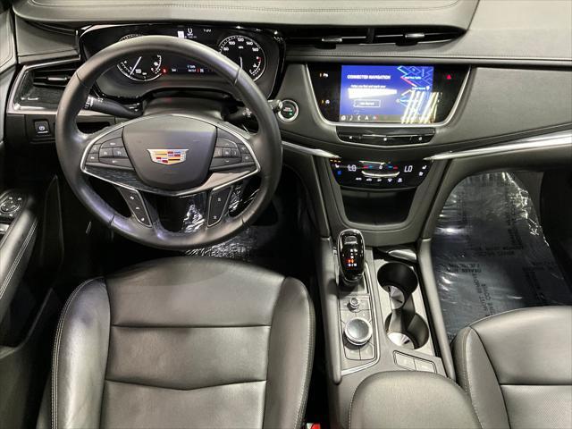 Photo of 2021 Stellar Black Metallic Cadillac XT5
