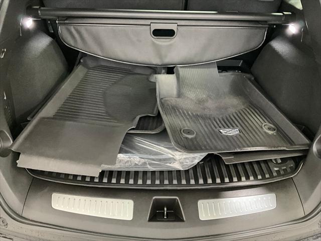 Photo of 2021 Stellar Black Metallic Cadillac XT5