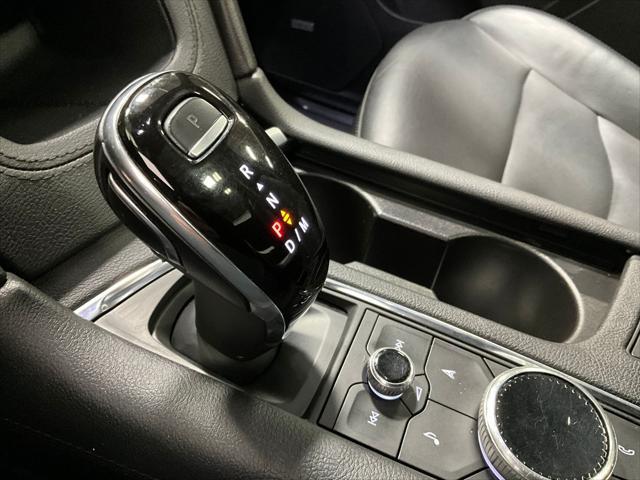 Photo of 2021 Stellar Black Metallic Cadillac XT5