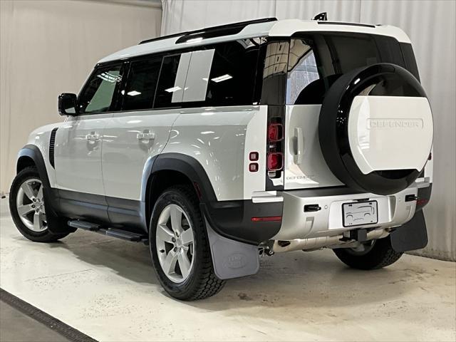 Photo of 2025 Fuji White Land Rover Defender