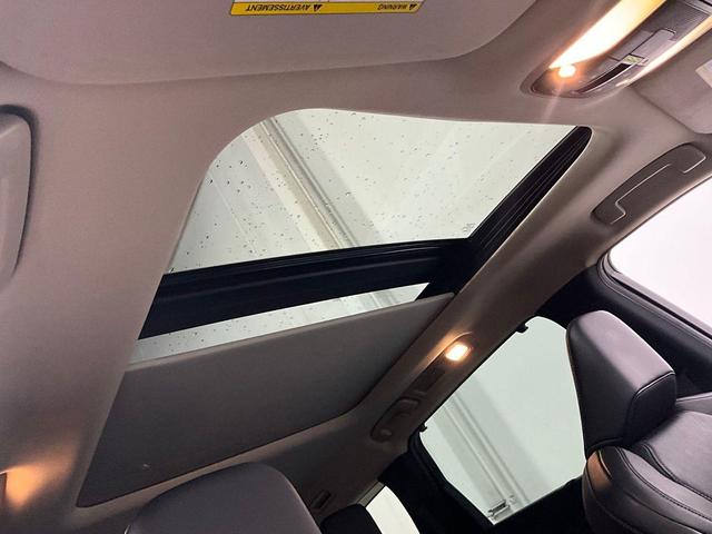 Photo of 2023 Grand Blue INFINITI QX60
