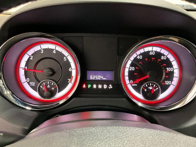 Photo of 2015 Cashmere/Sandstone Pearlcoat Dodge Grand Caravan