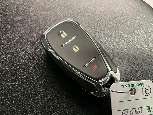 Photo of 2024 Mosaic Black Metallic Chevrolet Equinox