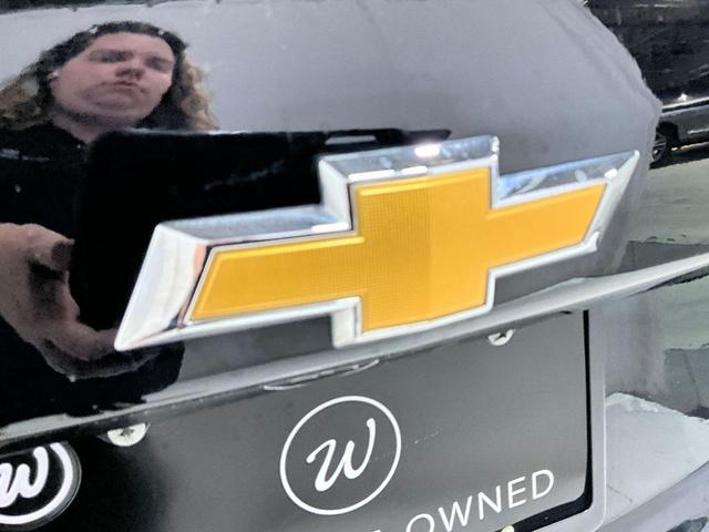 Photo of 2024 Mosaic Black Metallic Chevrolet Equinox