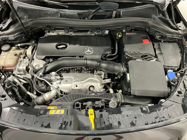 Photo of 2022 Cosmos Black Metallic Mercedes-Benz GLA 250