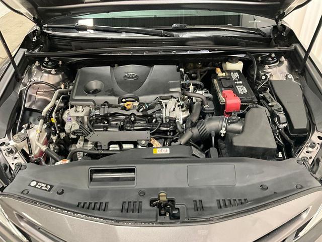 Photo of 2018 Black Toyota Camry