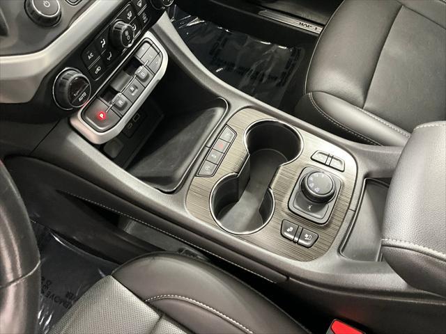 Photo of 2021 Ebony Twilight Metallic GMC Acadia