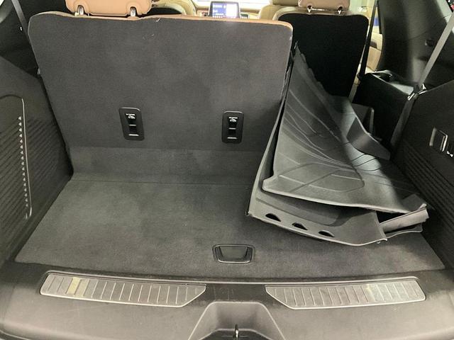 Photo of 2021 Empire Beige Metallic Chevrolet Tahoe