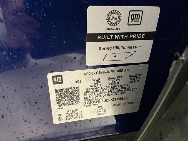 Photo of 2023 Ultra Blue Metallic GMC Acadia