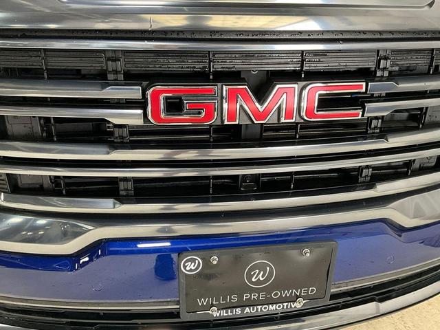 Photo of 2023 Ultra Blue Metallic GMC Acadia