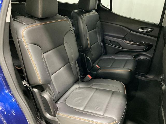 Photo of 2023 Ultra Blue Metallic GMC Acadia