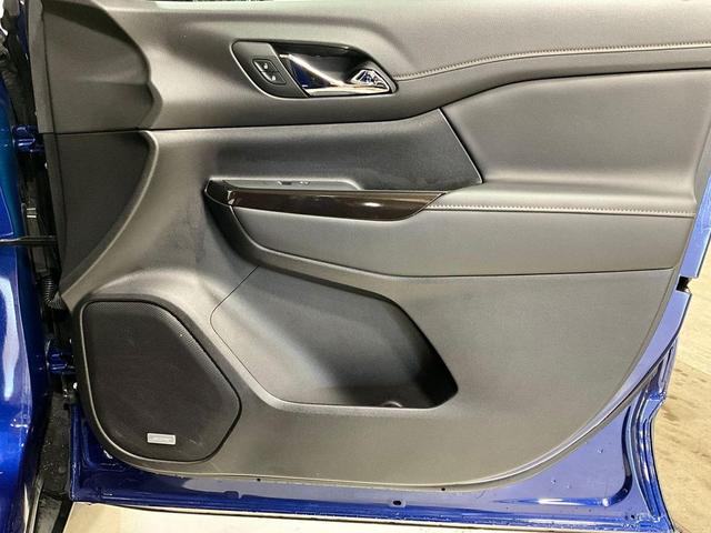 Photo of 2023 Ultra Blue Metallic GMC Acadia