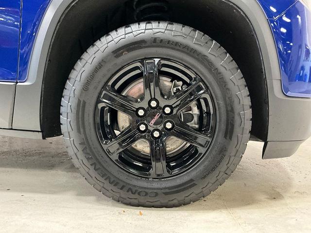 Photo of 2023 Ultra Blue Metallic GMC Acadia