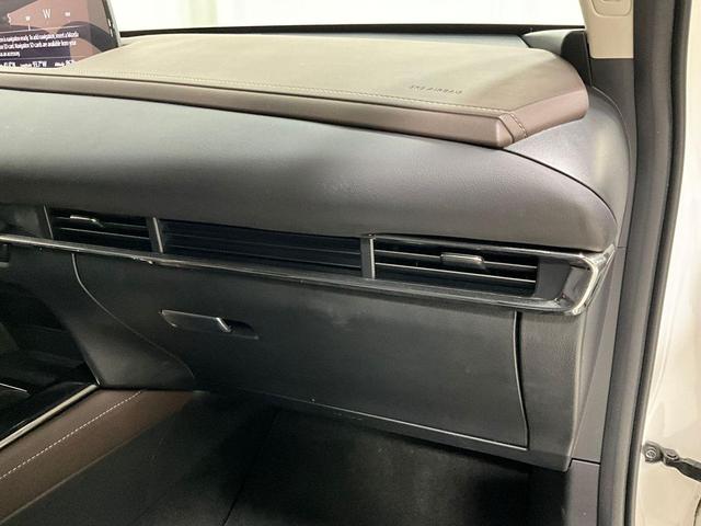 Photo of 2024 Snowflake White Pearl Mica Mazda CX-30