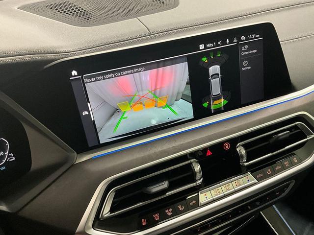 Photo of 2023 Mineral White Metallic BMW X5 PHEV