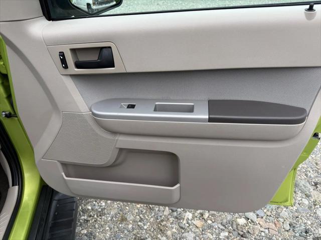 Photo of 2012 Lime Squeeze Metallic Ford Escape