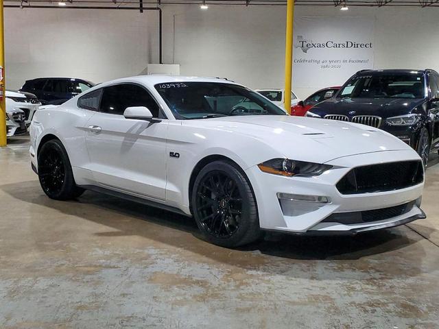 Photo of 2018 OXFORD WHITE Ford Mustang