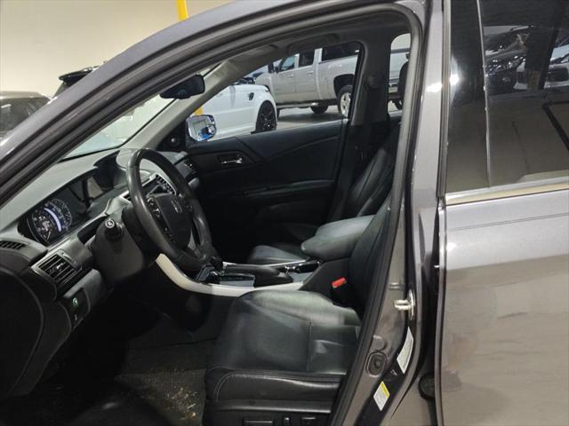 Photo of 2014 Modern Steel Metallic Honda Accord