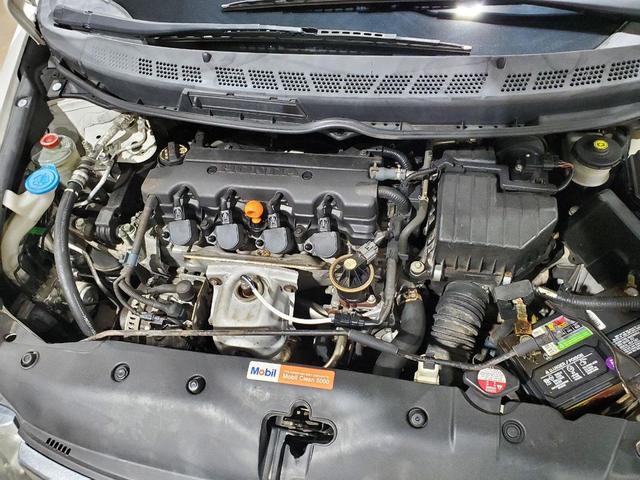 Photo of 2008 Taffeta White Honda Civic