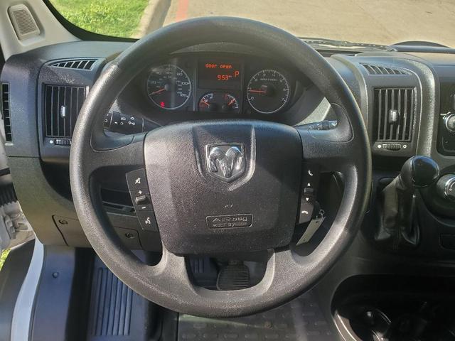 Photo of 2018 Bright White Clearcoat RAM ProMaster 1500