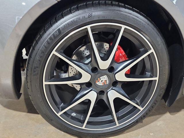 Photo of 2008 Meteor Gray Metallic Porsche Cayman