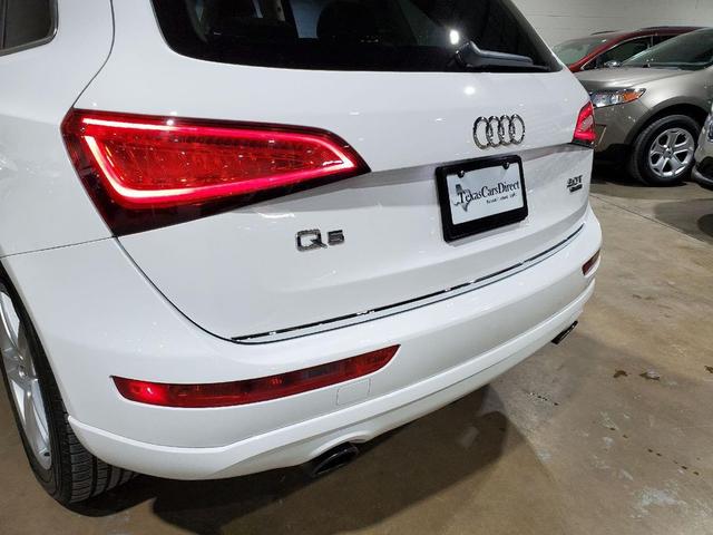 Photo of 2015 WHITE Audi Q5