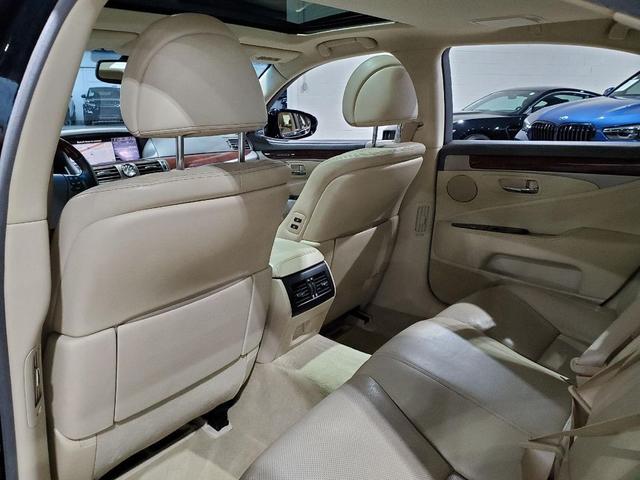 Photo of 2013 Obsidian Lexus LS 460