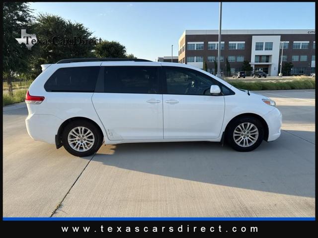 2012 Toyota Sienna