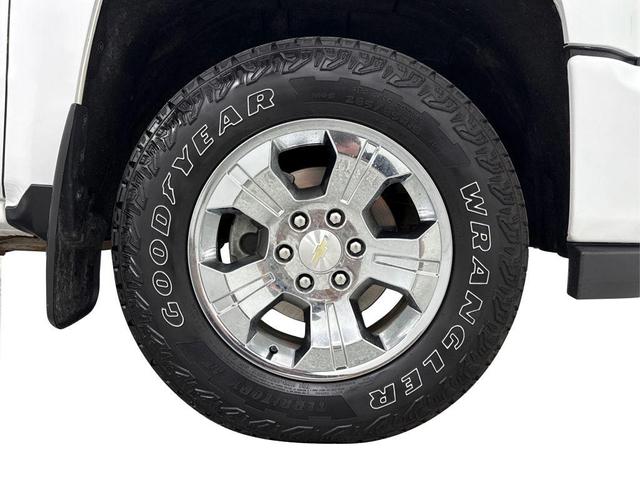 Photo of 2018 White Chevrolet Silverado 1500
