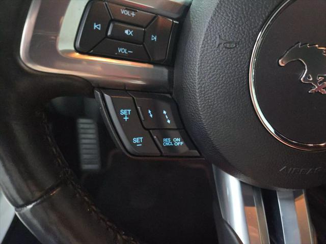 Photo of 2021 White Ford Mustang