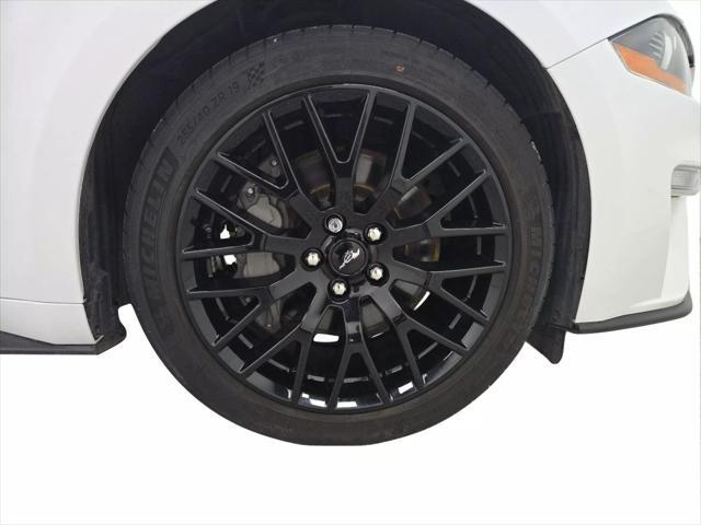 Photo of 2021 White Ford Mustang
