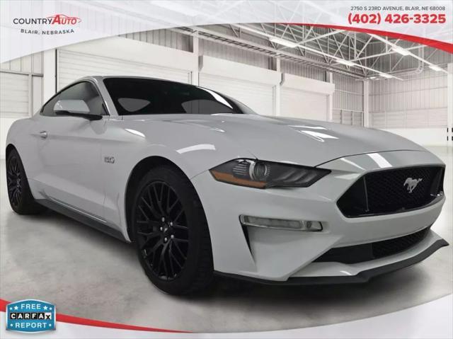 Photo of 2021 White Ford Mustang