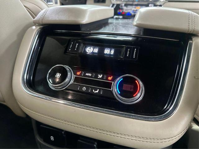 Photo of 2019 Black Lincoln Navigator L