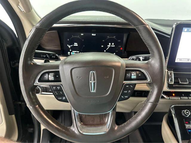 Photo of 2019 Black Lincoln Navigator L